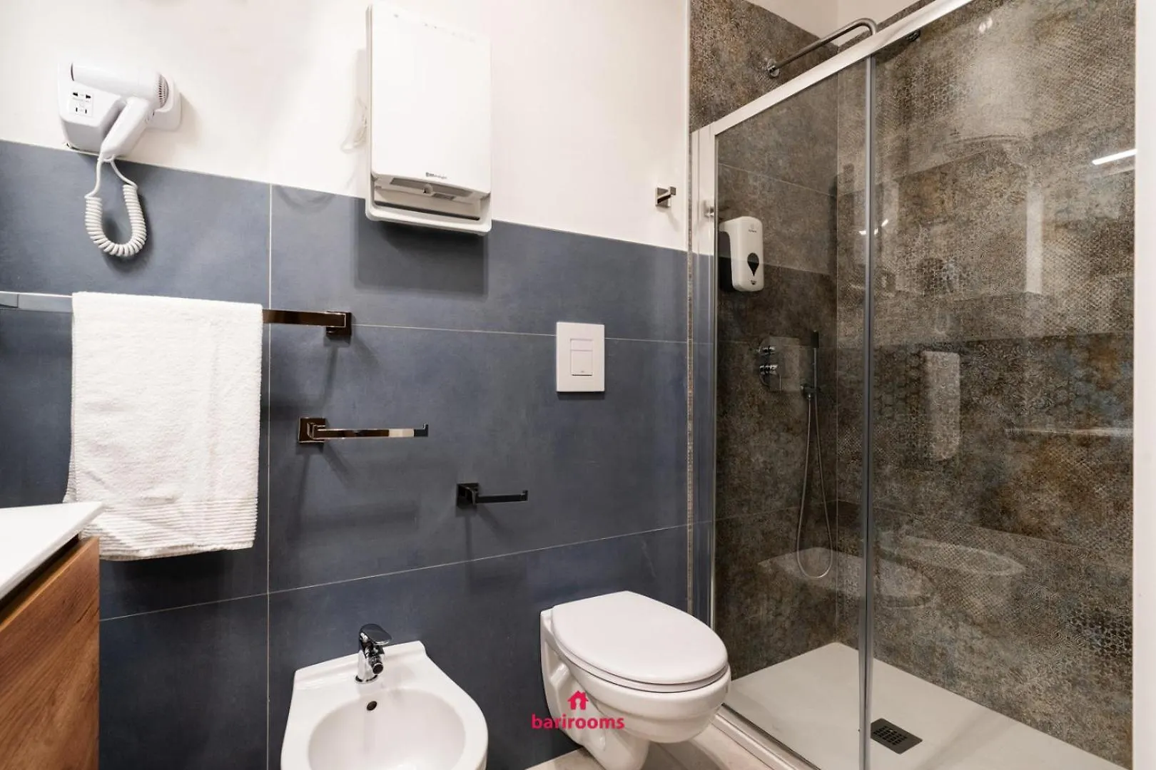 Barirooms - Murat Suites 0*, Bari